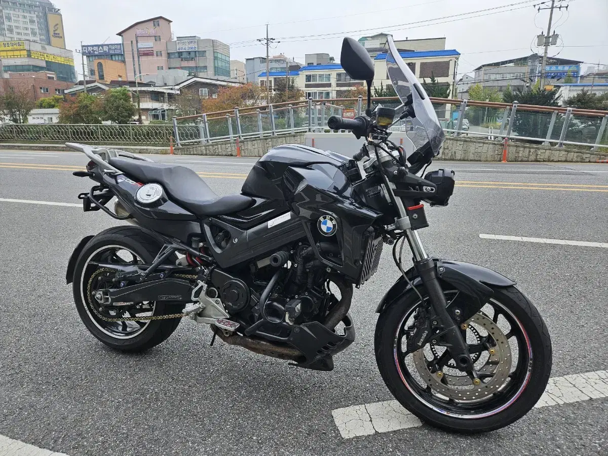 천안 평택 13년식 관리된 BMW F800R 판매해요. 충청 경기 아산